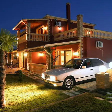 Sultana * Agios Ioannis (Corfu)